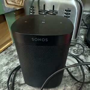 Sonos one smart speaker